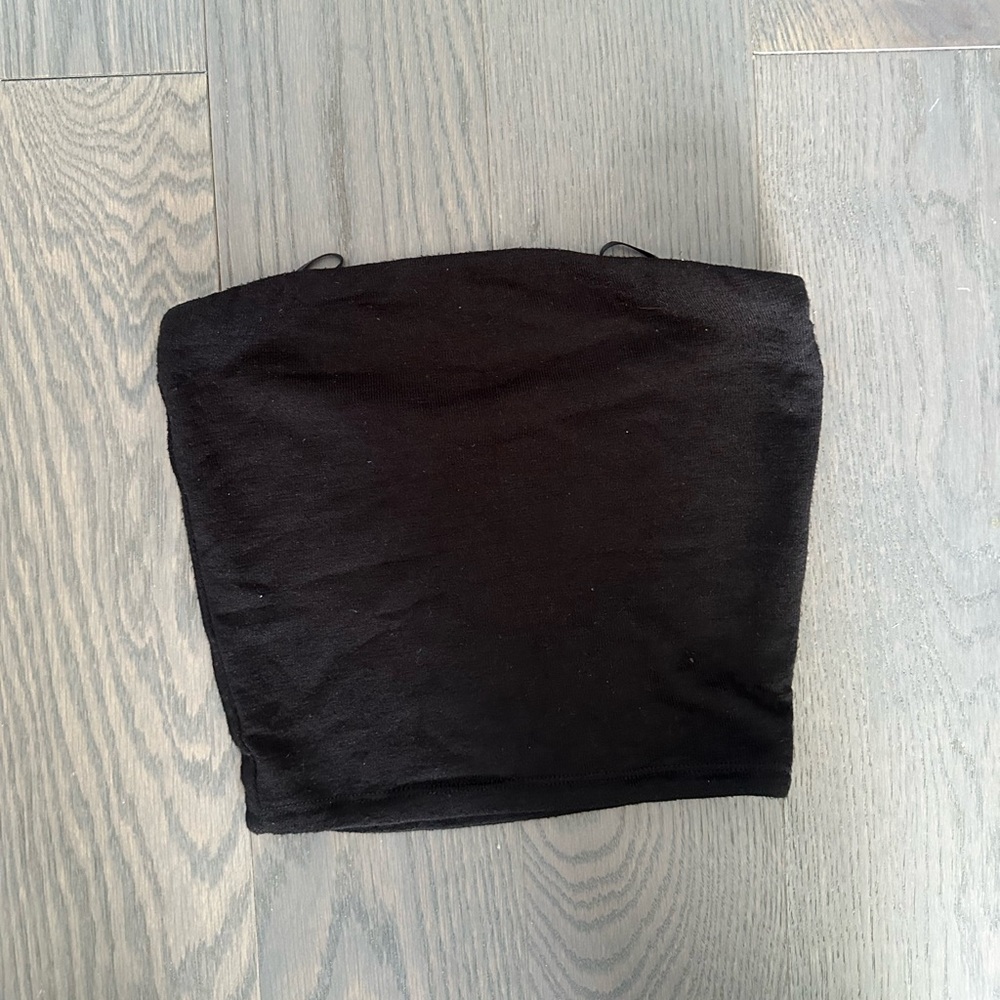Aritzia - Black Bandeau Crop Top - XS